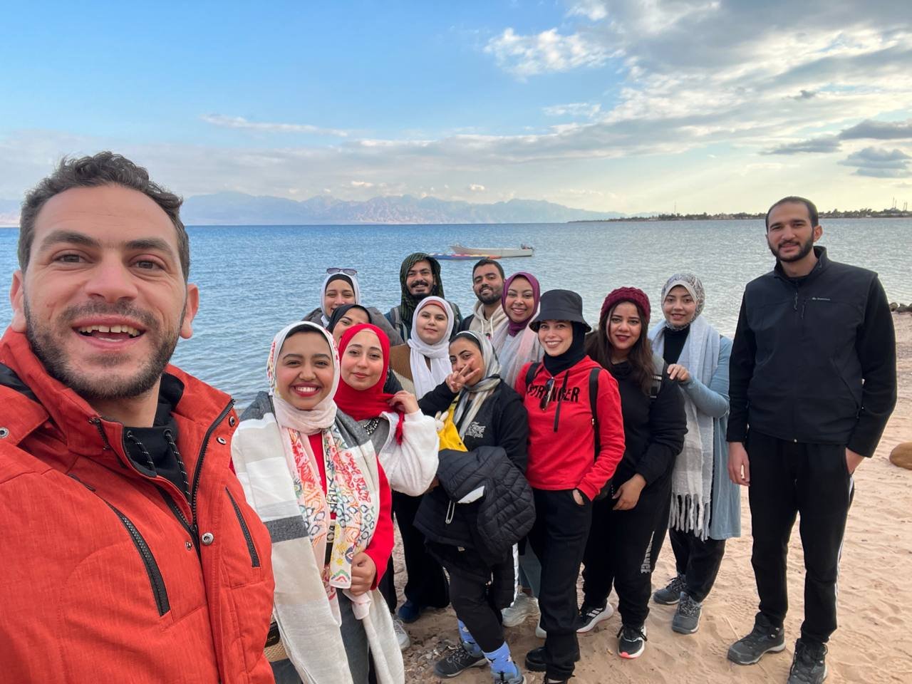 دهب و نوبيع 🚤🌊